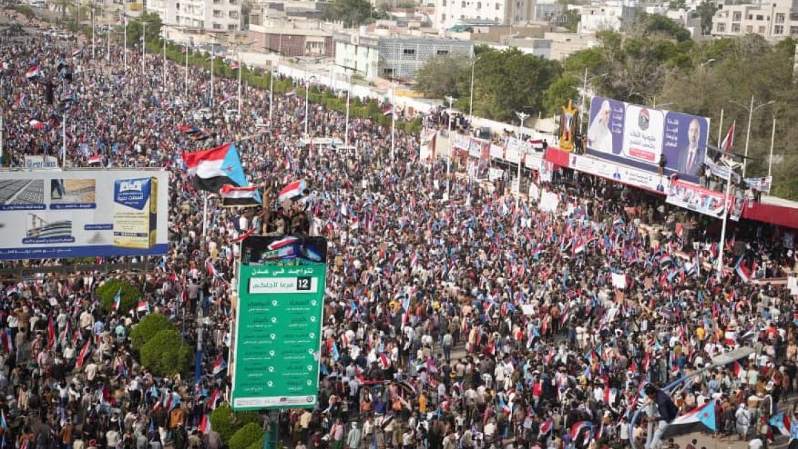 تظاهرات عدن تنعطف نحو دعم الحوار الجنوبي