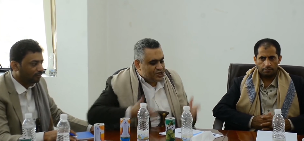 تجار في صنعاء يشتكون: خمس جبايات خلال شهرين و52 مصنع مياه أُغلق منذ 2020