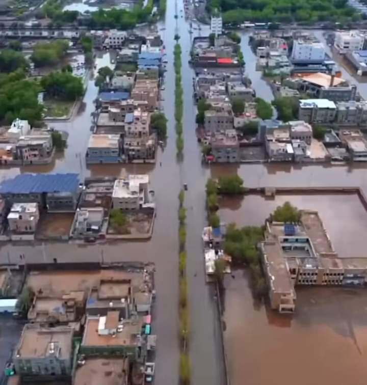 الصحة العالمية: 36 قتيلا و564 مصابا جراء سيول الحديدة وتشريد أكثر من 8 آلاف أسرة في مأرب