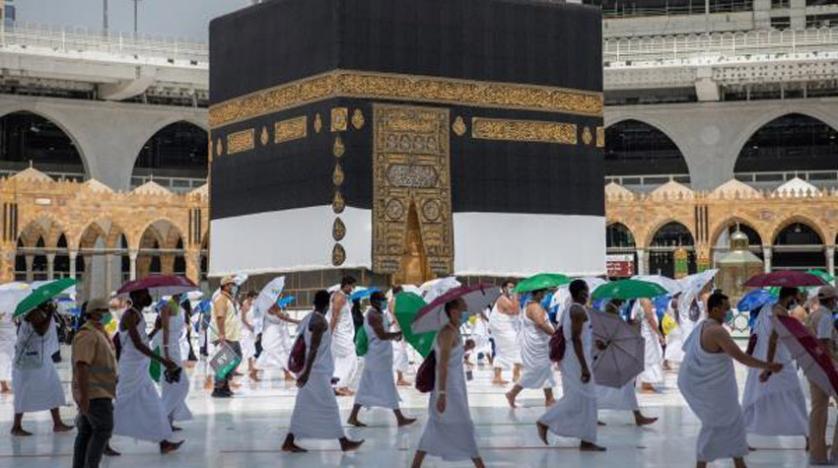 8 دول عربية تمنع أداء صلاة عيد الأضحى في المساجد والساحات واليمن يلتزم الصمت