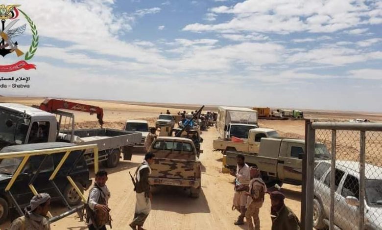 الجيش يعلن استعادة معسكر "العلم" في محافظة شبوة