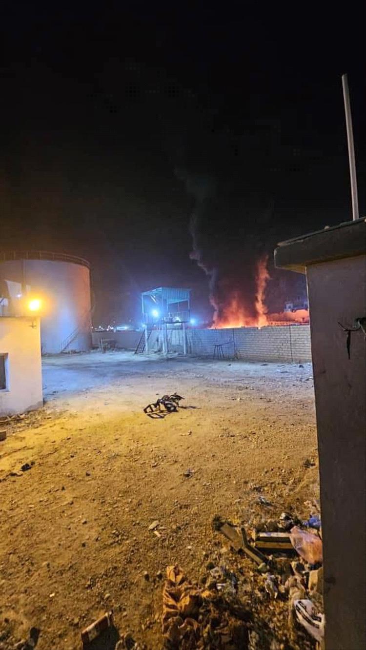 تحالف دعم الشرعية: تنفيذ ضربة جوية "محدودة" استهدفت دعم عسكري خارجي بميناء المكلا