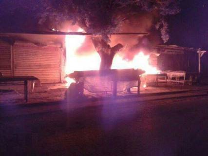 العربية: منفذ التفجير الإنتحاري في طرابلس (لبنان) يمني الجنسية و9 قتلى و39 جريح حصيلة التفجير حتى الآن