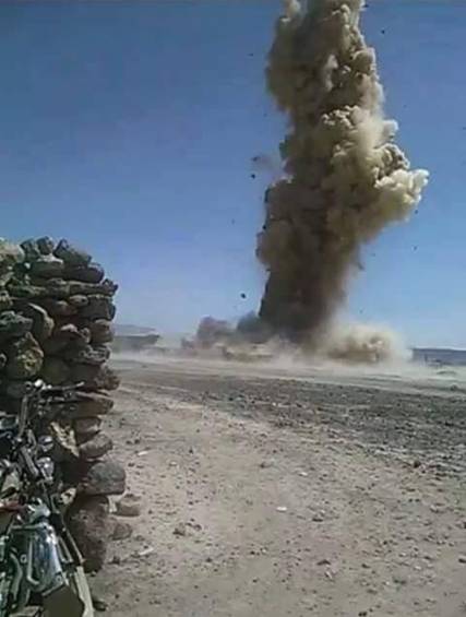 مليشيات الحوثي تفجر 5 منازل وتجرح شخصين وتختطف 14 شخصاً في أرحب خلال يومين (إحصائية)