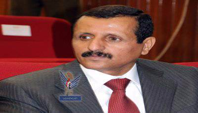مصدر قضائي ينفي منع النائب العام من السفر من قبل الحوثيين