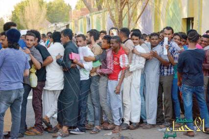 تصحيح أوضاع 52 ألف يمنياً.. و«العمل السعودية» تدعو للاستفادة من بوابة «أجير»