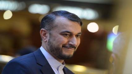 طهران: لا حلول عسكرية في سوريا واليمن