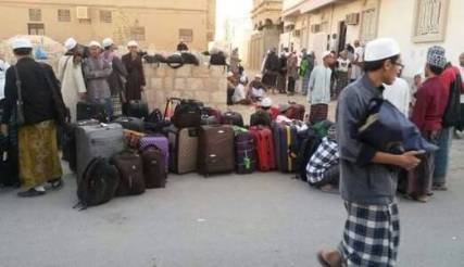 الضبابية تحكم المكلا.. وحراك لضبط الأمن ومجلس أهلي يتسلم شؤون المدينة