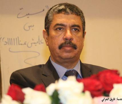اليمنيون في انتظار نتائج الاجتماع الطارئ للحكومة اليوم