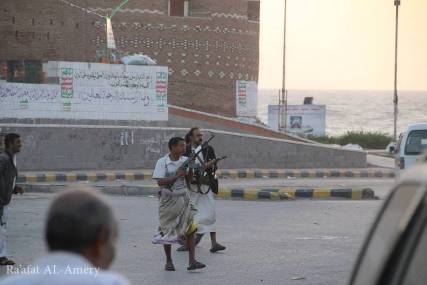 تقرير: مليشيا الحوثي ارتكبت أكثر من 2627 انتهاك بحق أبناء الحديدة في 2015