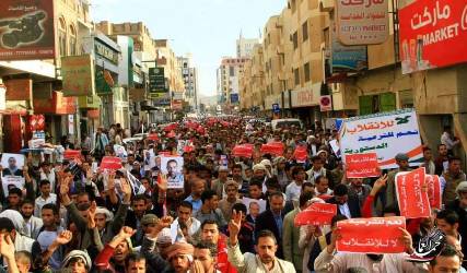 هادي يرفض مقترحين بتشكيل مجلس رئاسي أو تعيين 4 نواب له وعلاو يصف ما يجري بنصف حوار