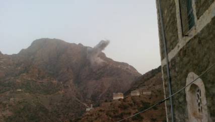 ناطق مقاومة القبيطة لـ" مندب برس": المليشيات تقصف القرى وتداهم منازل وتهجر السكان