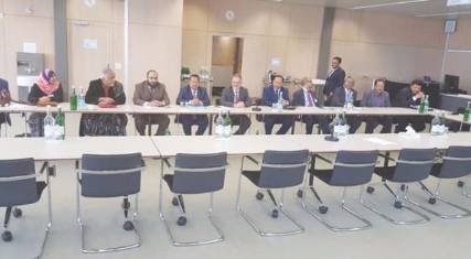 مندب برس ينشر كواليس مشاروات جنيف من مصادر مطلعة (تفاصيل)