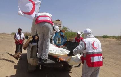 الجوف: قصف على منازل المدنيين والهلال الأحمر ينتشل جثث قتلى الحوثيين في المصلوب