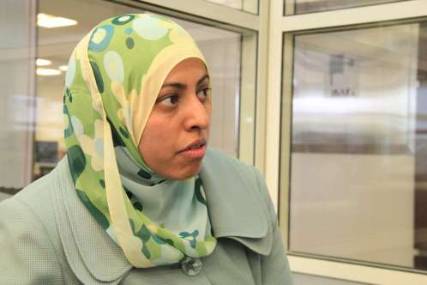وزيرة الإعلام تكشف عن مفاوضات تجري حالياً في منزل الرئيس مع ممثلين حوثيين لإيجاد حل جذري للأزمة