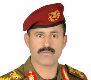 مصدر: 50 طقماً من الحوثيين وصلت"الصواريخ" وناصر أمر بعدم المواجهة وفتح المخازن