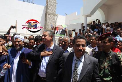 بحاح يفجرها من حضرموت : سأعود لممارسة العمل الوطني قريباً والمستقبل بأيدي مغامرين"صور حصرية"