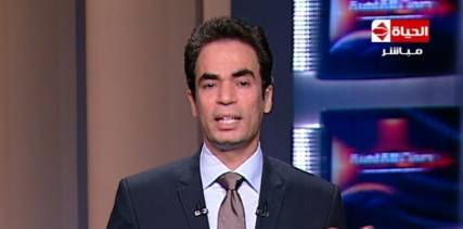 أخطر كلام للاعلامي المصري المسلماني: الرئيس هادي دمر اليمن ويستاهل السجن (فيديو)