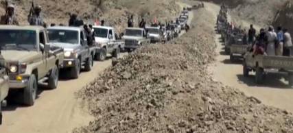 تعزيزات عسكرية من وحدات الجيش بالمنطقة الثالثة تصل الى جبهات القتال في صرواح