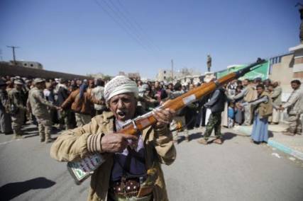 انتهاكات «الحوثيين» جعلت 2015 الأسوأ في تاريخ الصحافة اليمنية