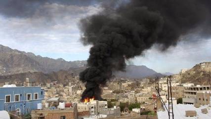 غارة جوية للتحالف تطال عقيداً موالياً لصالح في تعز