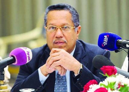 الحكومة اليمنية تتصدى للأزمة الاقتصادية بالنفط