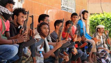 مصدر في المقاومة الشعبية: أحد أقرباء صالح يقود الحرب في عدن ولحج وكلف بالسيطرة عليهما