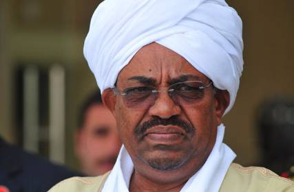الرئيس السوداني يصل السعودية ويبحث الاوضاع في اليمن