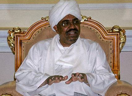 الرئيس السوداني يتعهد بإستمرار حكومته بعمليات "عاصفة الحزم" حتى تحقيق اهدافها