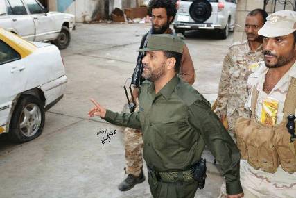 شاهد فيديو.. لشلال شائع مدير أمن عدن يقول: لا شرعية الا للرئيس علي سالم البيض