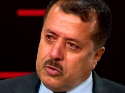 الحميري يخاطب المقدشي قائلاً: لا يشرفك ان تكون رئيس أركان الجيش وتعز تُحرق