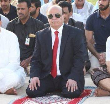 الرئيس هادي يستقبل وزير خارجية الإمارات