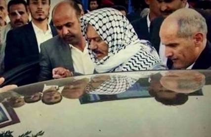 مصدر يمني يؤكد مغادرة أقارب صالح على متن طائرة عمانية