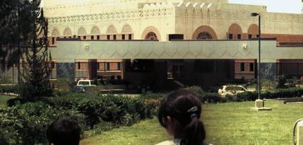 فورين بوليسي: ذعر أمركي من وقوع معلومات وانظمة اتصالات سرية بيد جماعات ارهابية بعد اخلاء السفارة بصنعاء