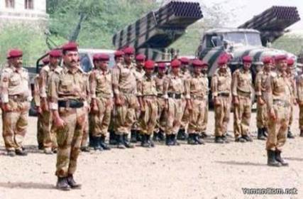مصدر: الحوثيون يوزعون المئات من مقاتليهم على كافة الألوية العسكرية الواقعة في محافظة صعدة
