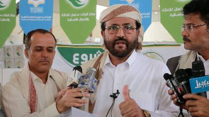 مأرب: تدشين حملة توزيع 50 ألف سلة غذائية والمحافظ العرادة يتوعد المحرضين (صور)