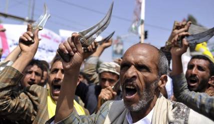 الحوثيون يلجأون إلى «تويتر» و«فيسبوك» لجمع الأموال