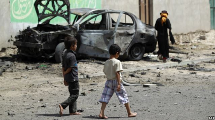 التحالف يطلب من موظفي الأمم المتحدة مغادرة مناطق الحوثيين