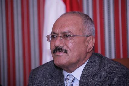 بماذا رد علي عبد الله صالح على رئيس تحرير صحيفة "السياسة" الكويتية ؟