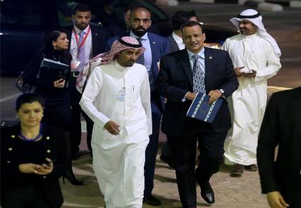 مسؤول حكومي بمشاورات الكويت: نحتاج معجزة لتقريب المسافات