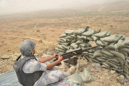 استشهاد جندي سعودي وإصابة 3 آخرين بانفجار لغم في جازان