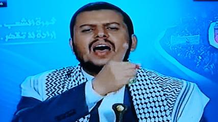 الحوثي يهدد القوى السياسية التي تسعى لانهيار البلد باتخاذ موقف كبير جدا وكل الخطوات متاحة