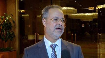 المخلافي ينفي الاتفاق على حكومة جديدة مع الحوثيين
