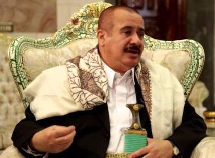 جماعة الحوثي تشيد بمواقف الشيخ الشايف تجاه عمليات السعودية باليمن