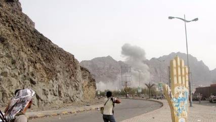الحوثيون ينسحبون من أجزاء بالمدينة الخضراء