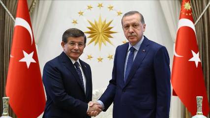 أردوغان يقبل استقالة رئيس الوزراء داود أوغلو