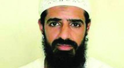 يمني من معتقلي غوانتانامو يطلب الدفاع عن نفسه بنفسه خلال محاكمته