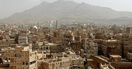 أنباء عن انفجار قنبلة بالقرب من منزل قاضي حوثي بصنعاء
