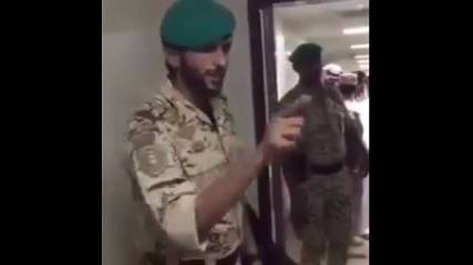 بالفيديو: نجل ملك البحرين يتعهد بالثأر لجنود بلاده في اليمن ويقول (مقابل كل واحد منكم 5 حوثيين)