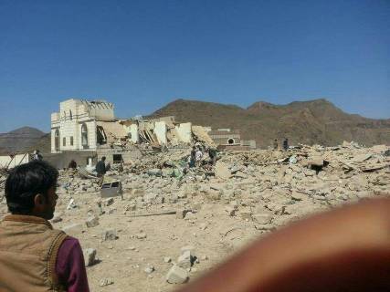 مليشيا الحوثي تفجر منازل اثنين من قيادة المقاومة الشعبية بدمت